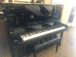 Yamaha UX30 BL 2nd hand upright piano