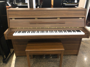 Yamaha LU101 2nd hand upright piano