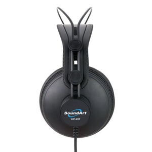 M59 Soundart closed-back headphones